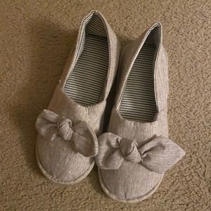 Buy 3 get 1 free Cute cozy slippers